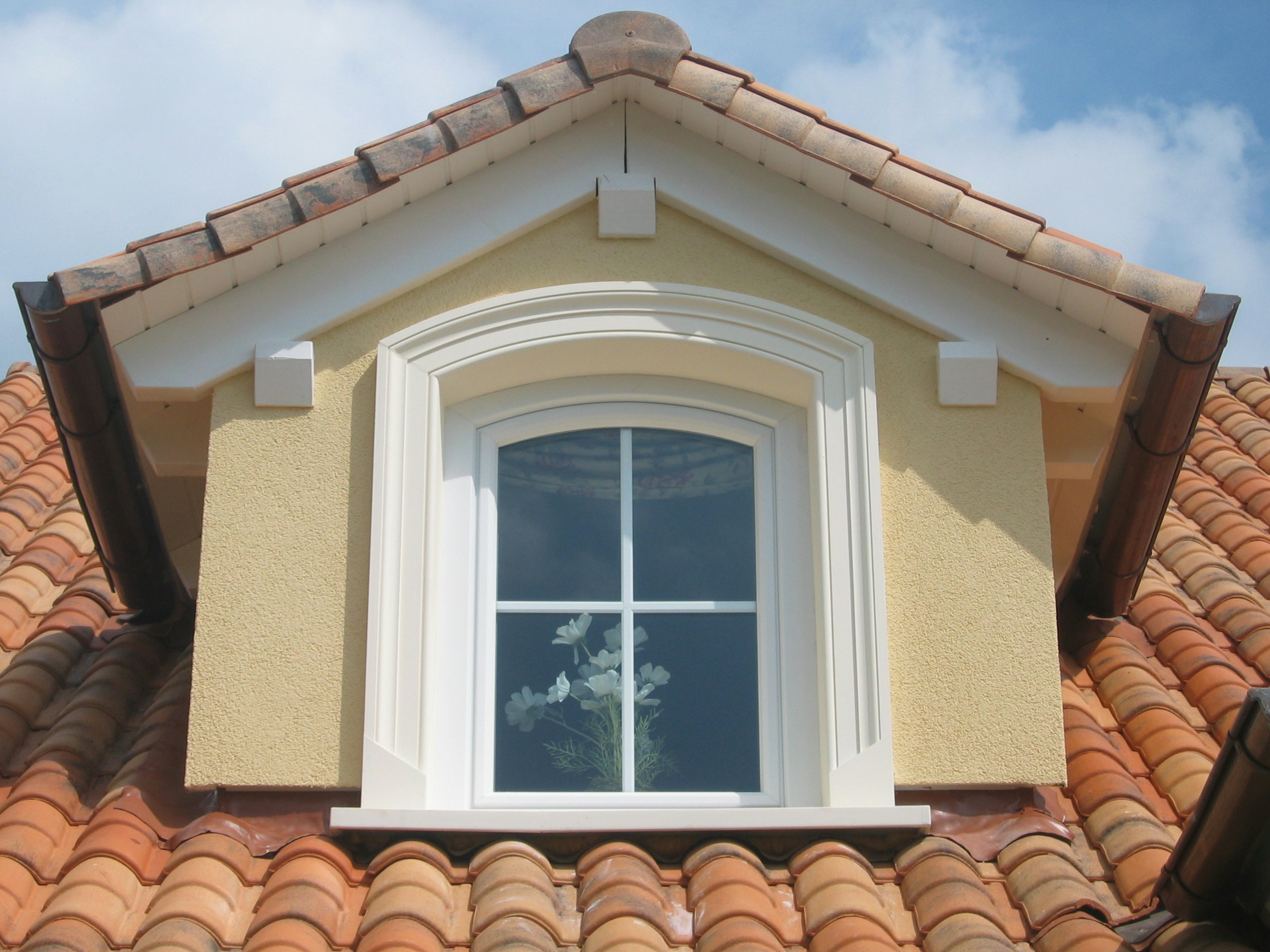 Dachgaubenfenster mit flachen Gewänden FLG 500