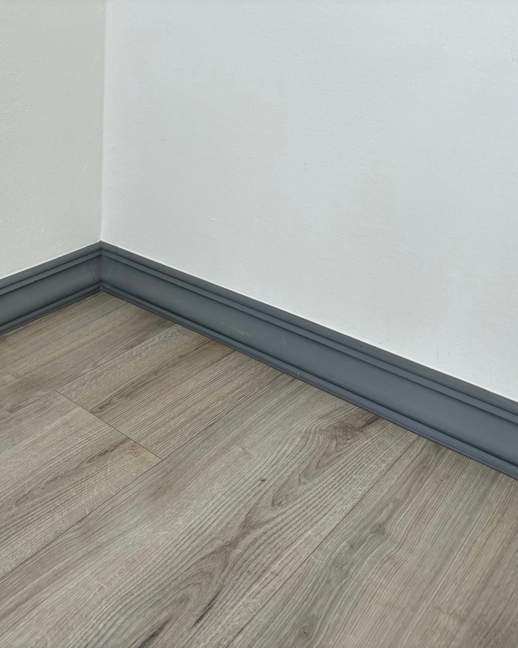 Fußleiste GP 12-03 aus Beton