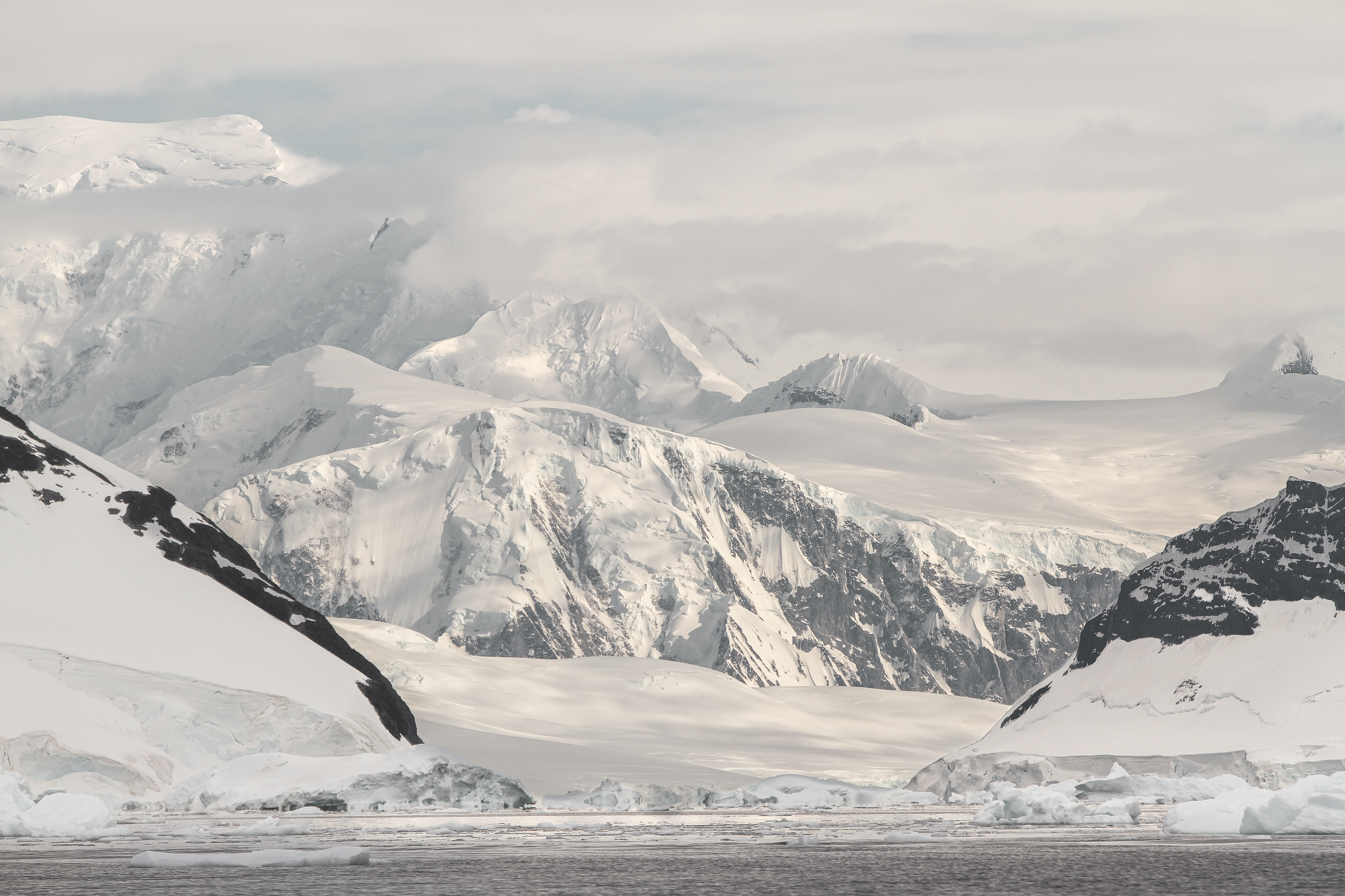 Unclimbed peaks in a mountain range in Antarctic