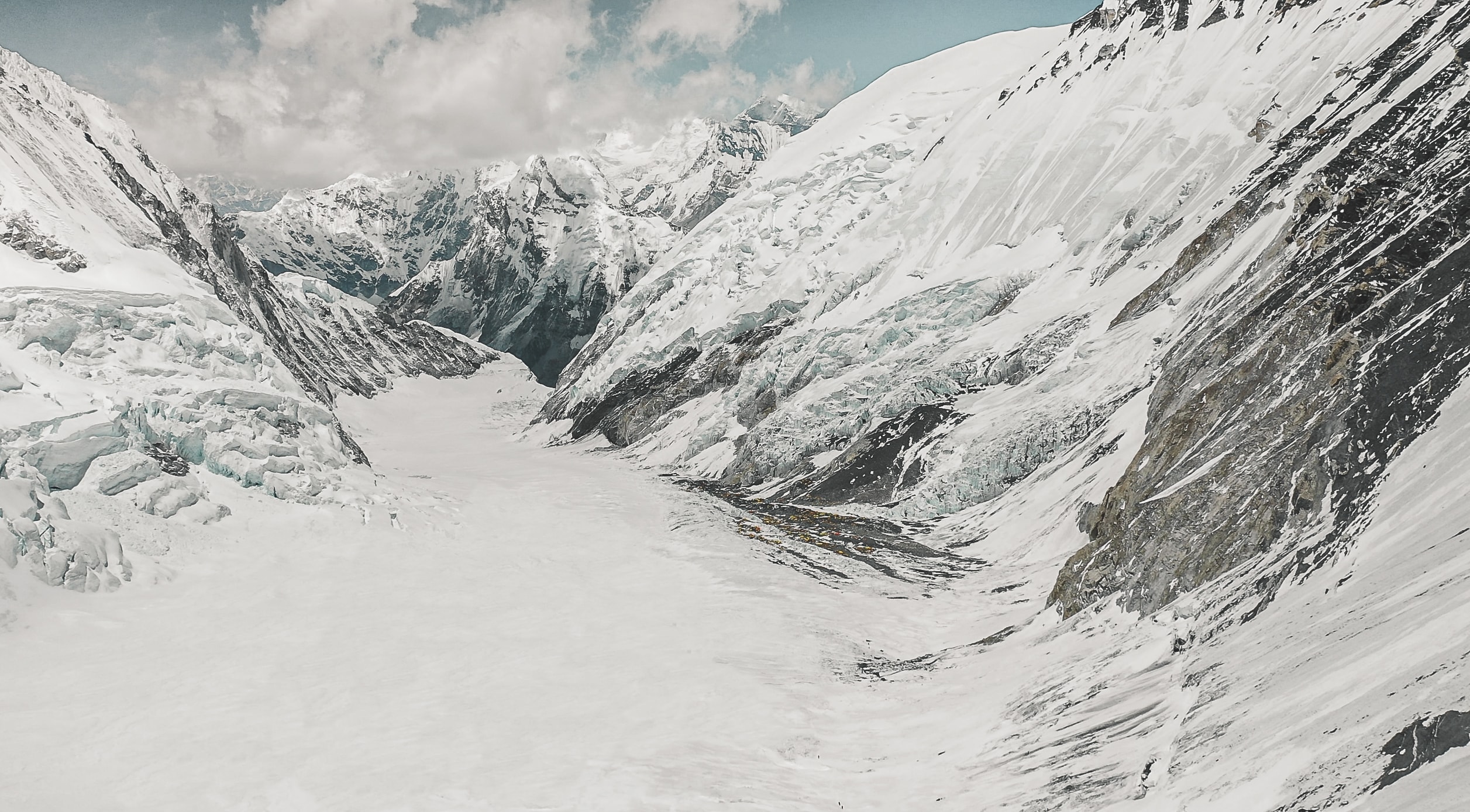 A pure and wild mountain environment