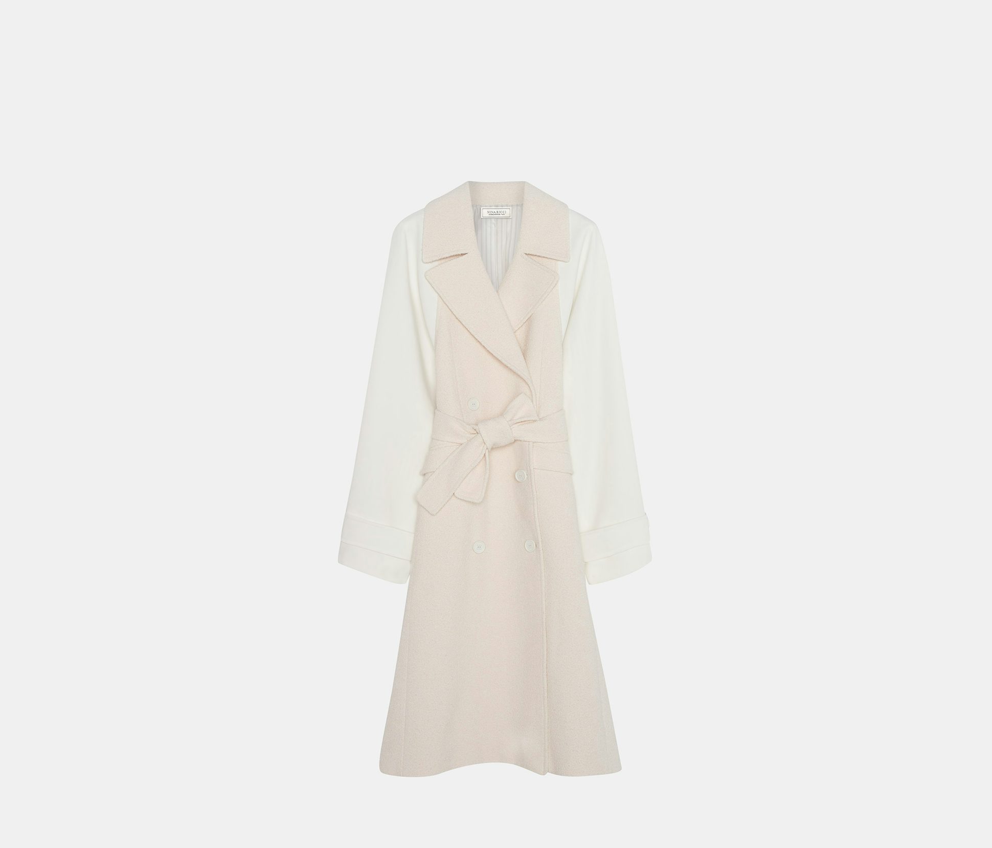 Trench de dos materiales