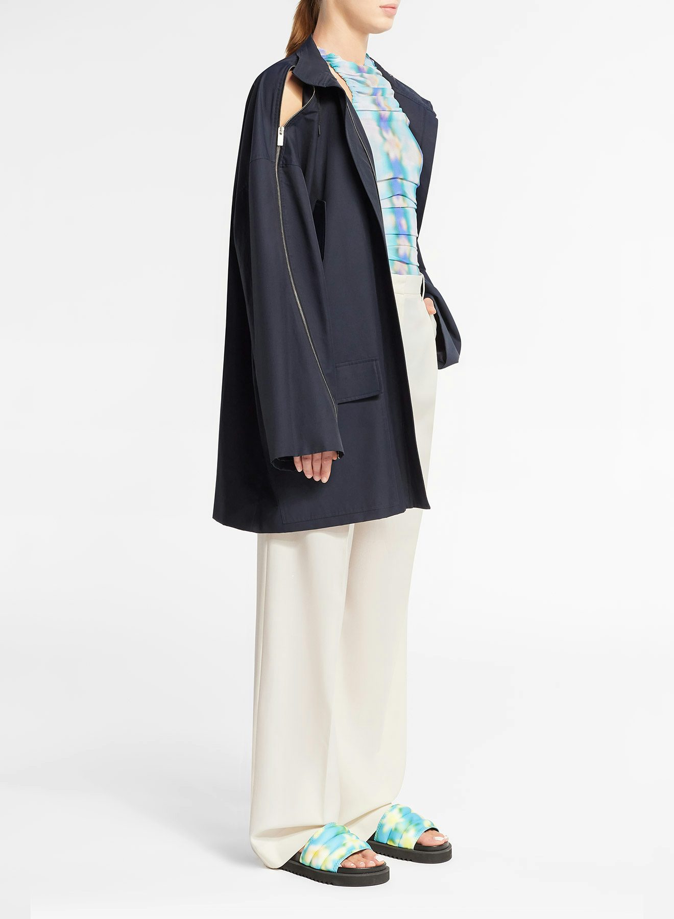 Top drapeado sin mangas con estampado de lilas y cremallera en la espalda - Nina Ricci