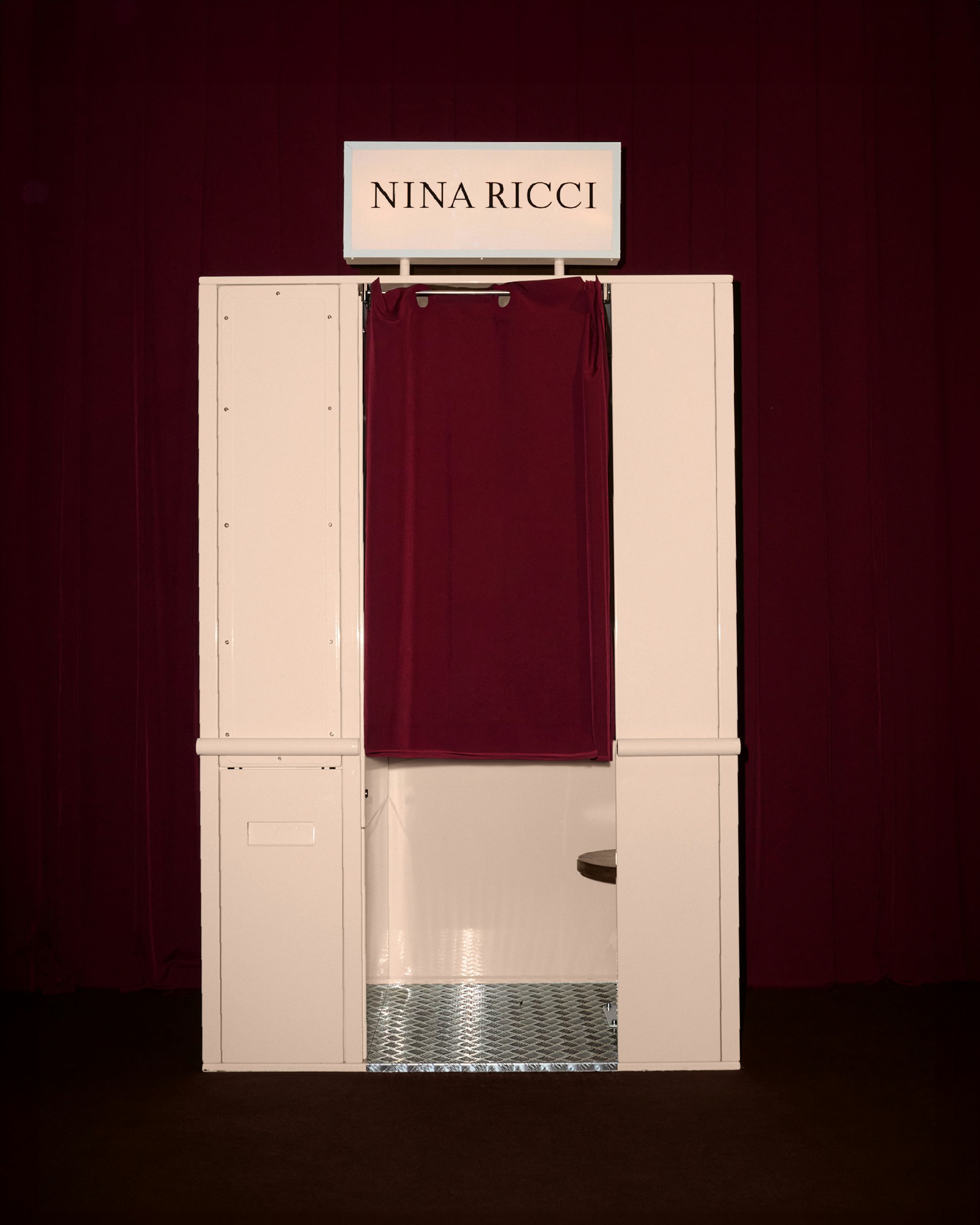 Nina Rouge Crush Pop up photomaton