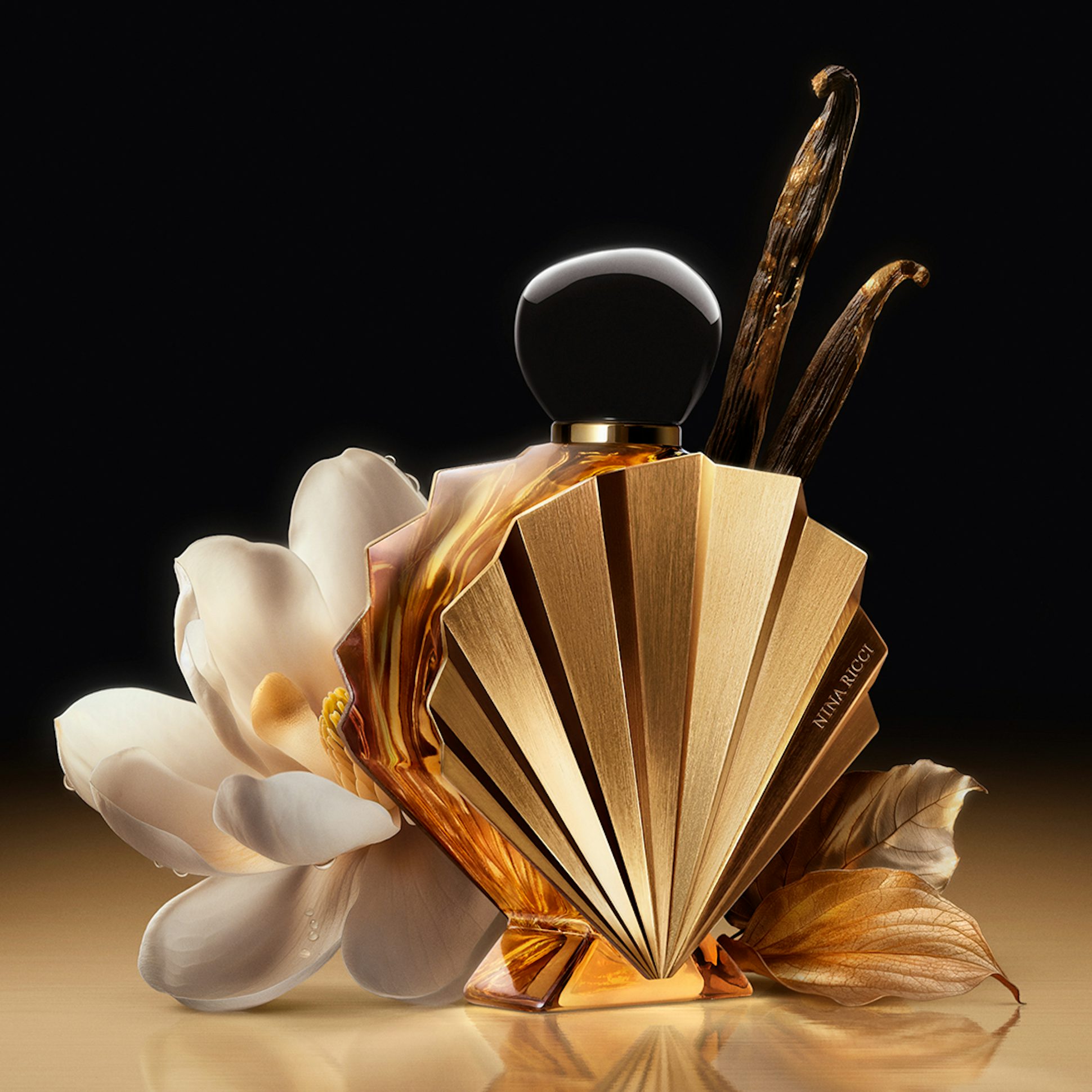 AN OLFACTORY JEWEL - VENUS DE NINA RICCI