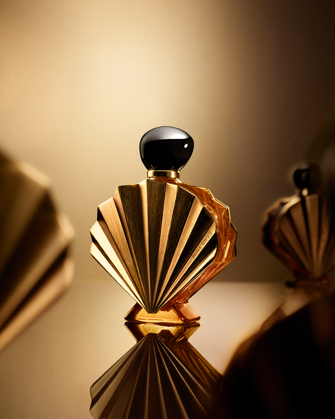❁NINA RICCI❁ニナリッチ/高級✨カシミヤのケープ/フランス製 Nina Ricci Fashion and Fragrances - Official website