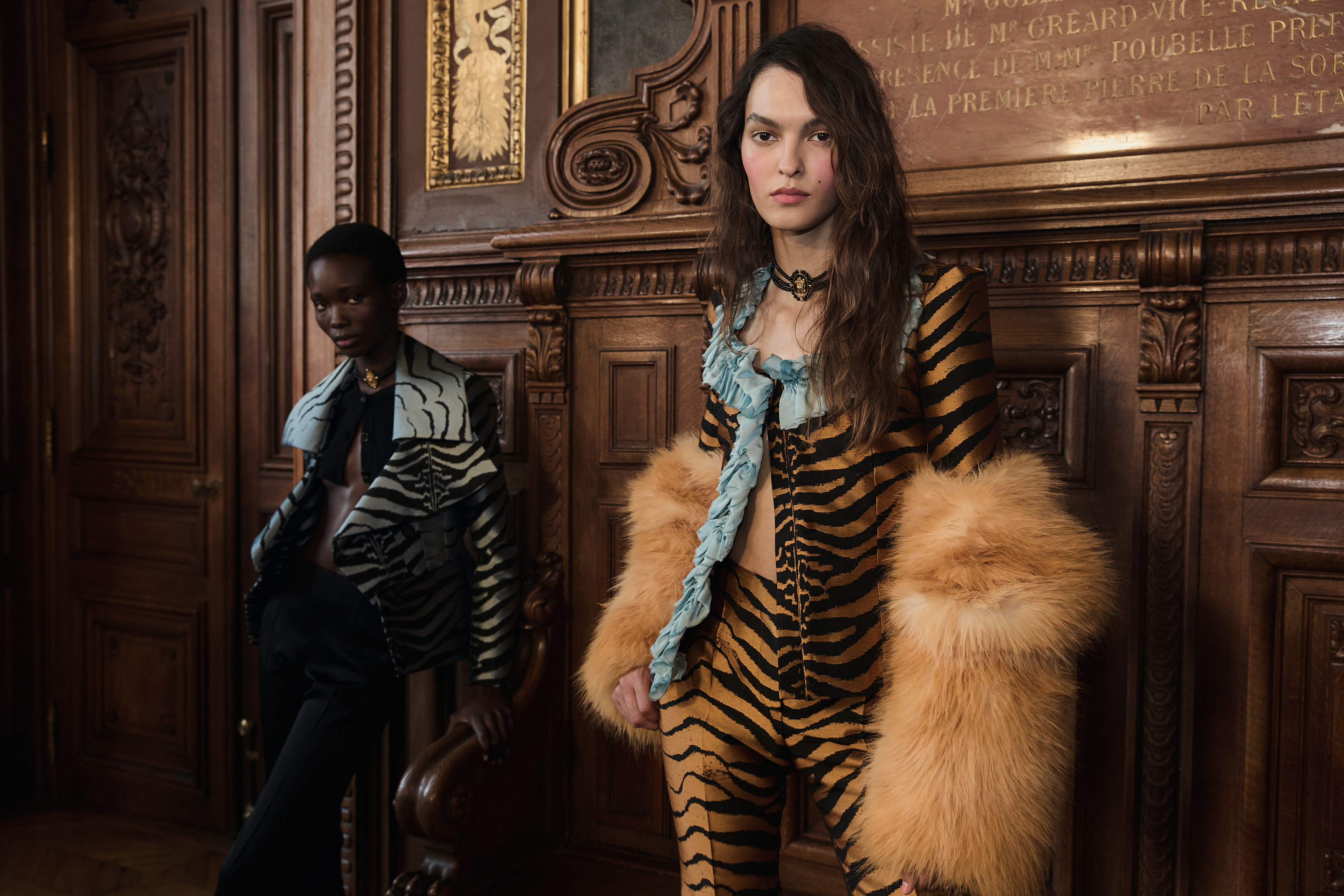 NINA RICCI　未使用 Nina Ricci ファッションとフレグランス – 公式ウェブサイト