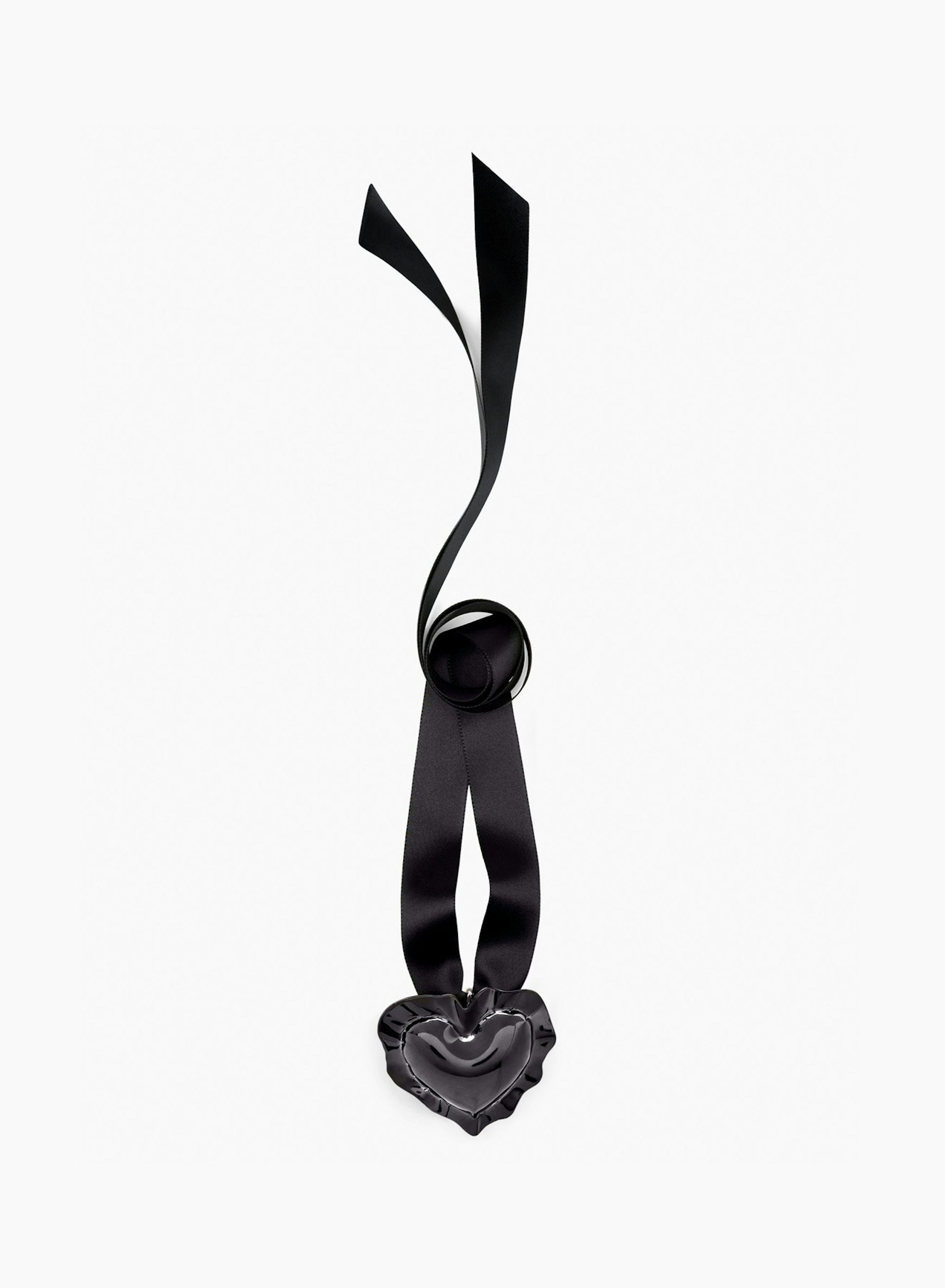 Cushion Heart Pendant Necklace Black - Nina Ricci 