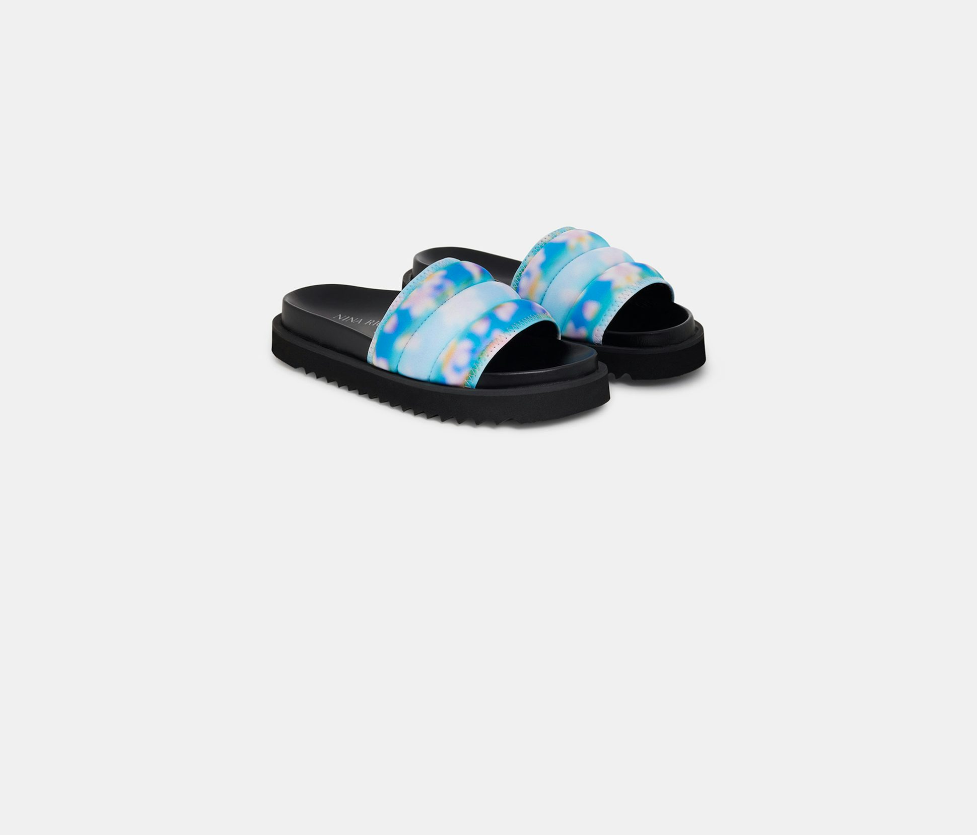 Chanclas de neopreno y suela de piel