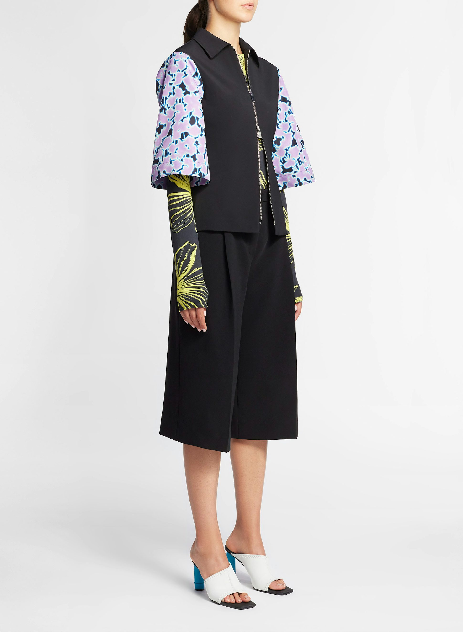 Chemise Zippée Noire en Néoprene Léger avec Manches en Imprimé Corail - Nina Ricci