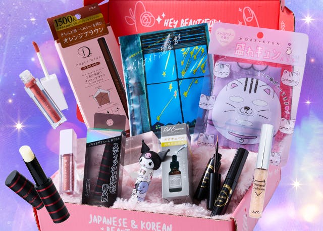 nmnl item reveal makeup items next to the nomakenolife makeup Moonlit Date Glam beauty box!