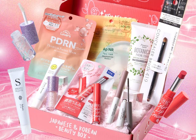 Sign up by November 15th for eight Japanese & Korean products in your Dewy Dream Glow box.