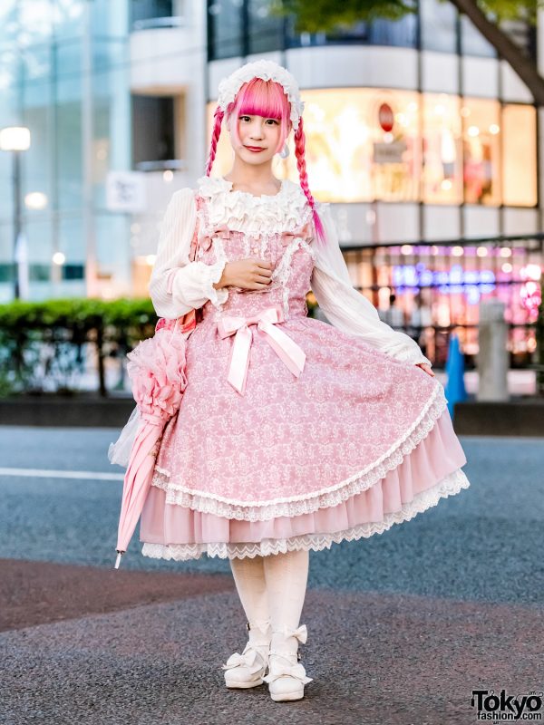 10 Kawaii outfit street snaps from Tokyo Fashion | nomakenolife