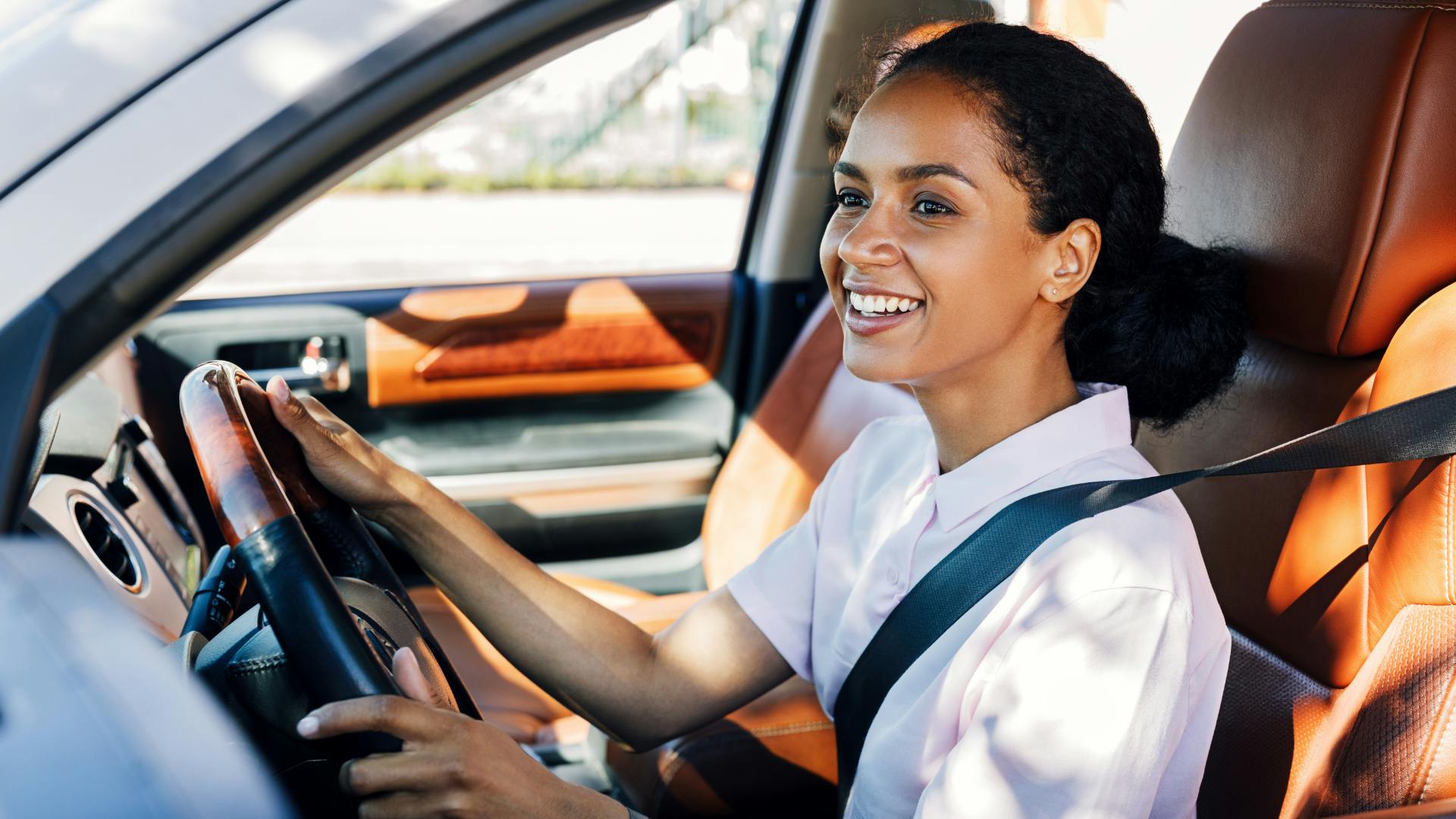 Direção elétrica, hidráulica e mecânica: entenda as diferençasante