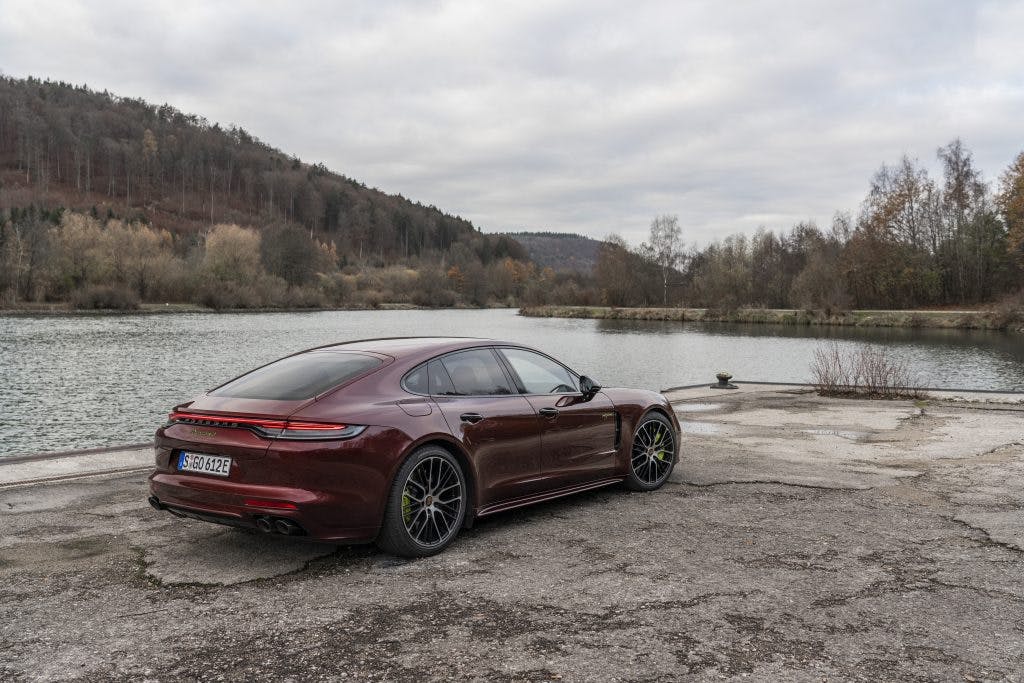 Porsche Panamera E-Hybrid 