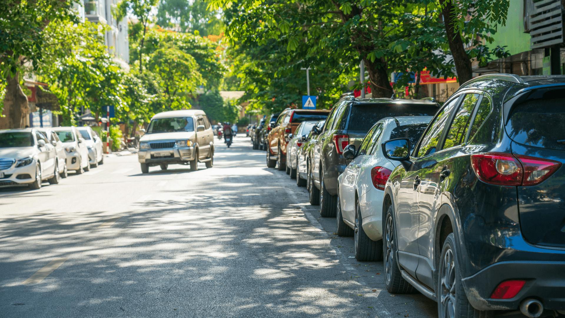 carro na rua 