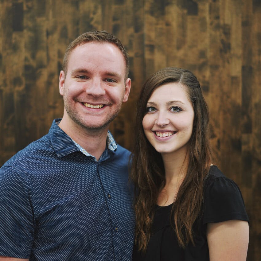 Portrait of Kyler and Lauren Cook.