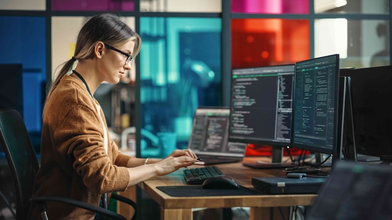 Solo female programmer in the office