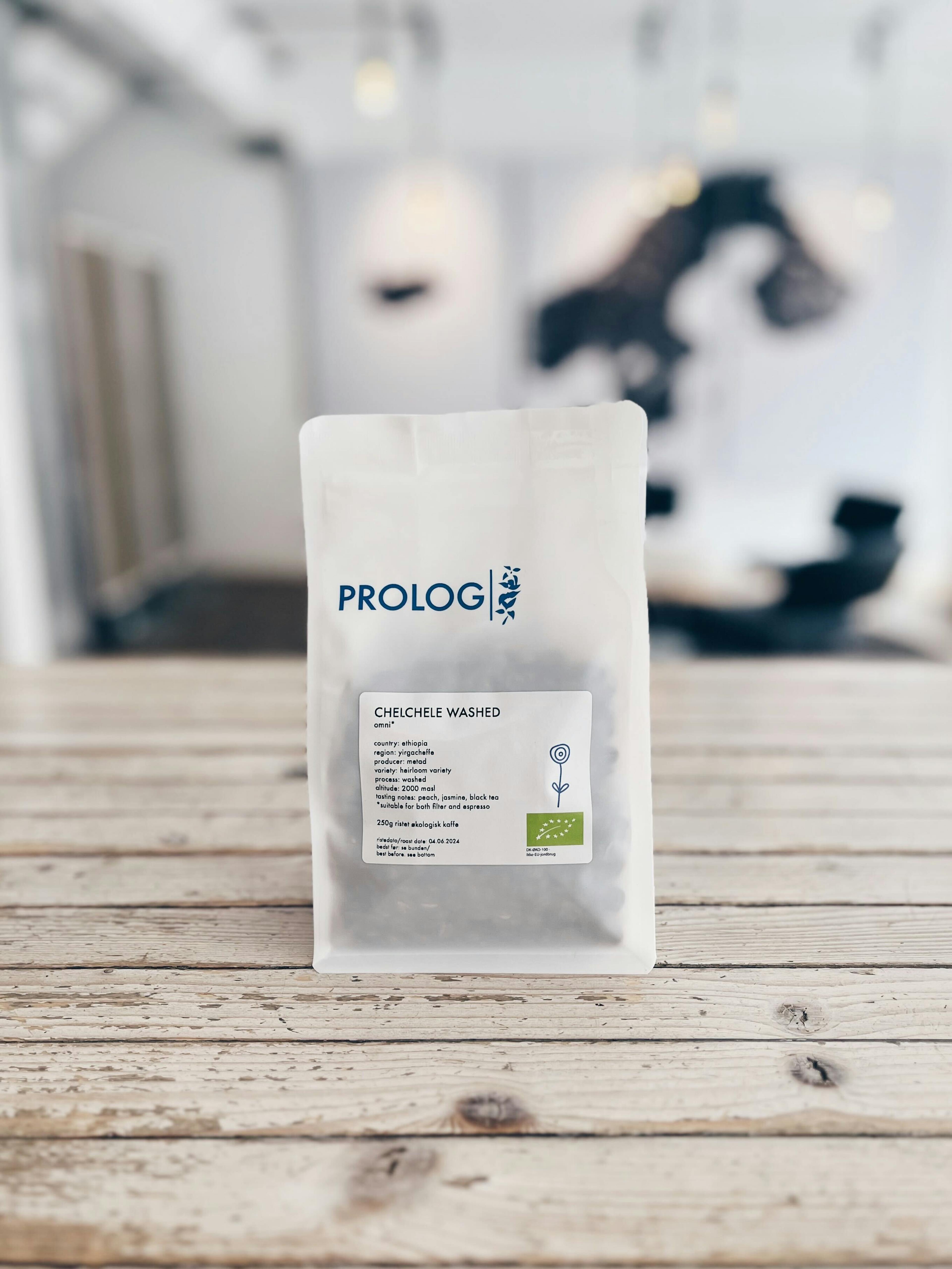 Bag of speciality coffee from Prolog on a counter