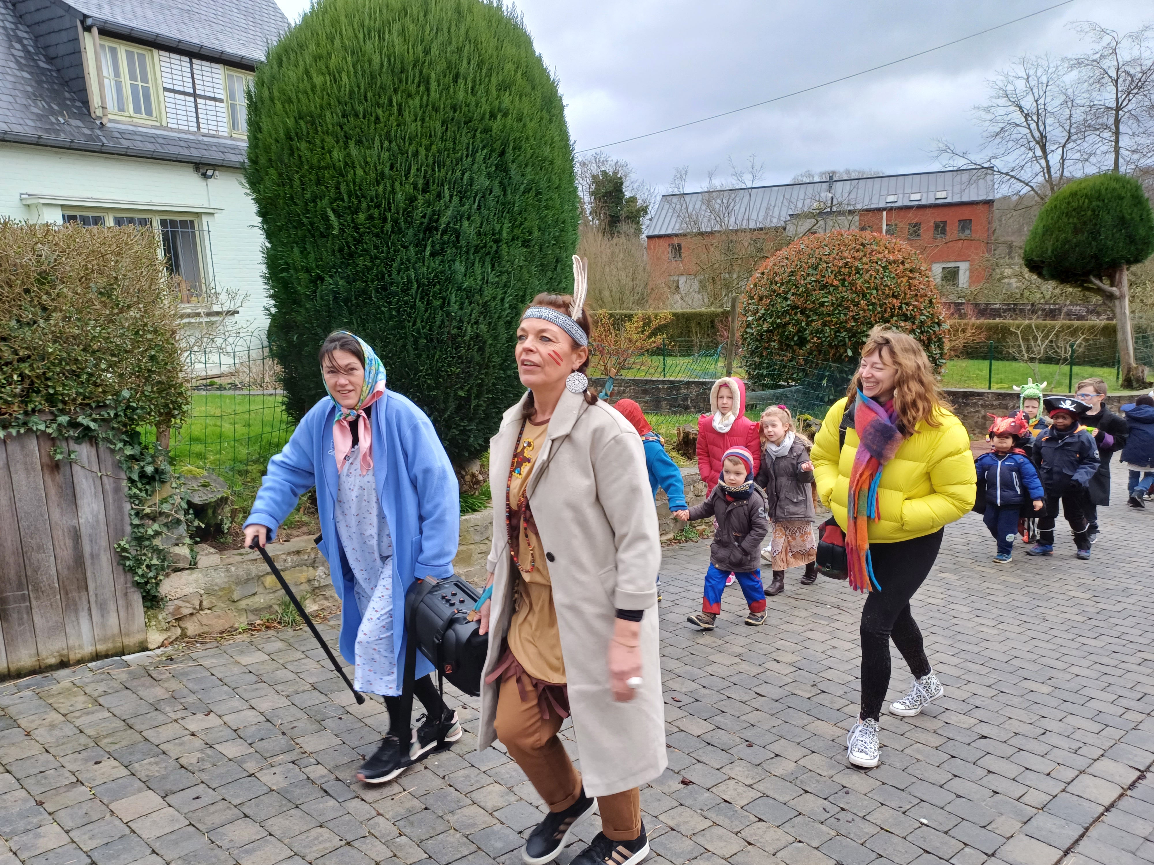 L'ambiance de carnaval était présente même chez les plus grands...