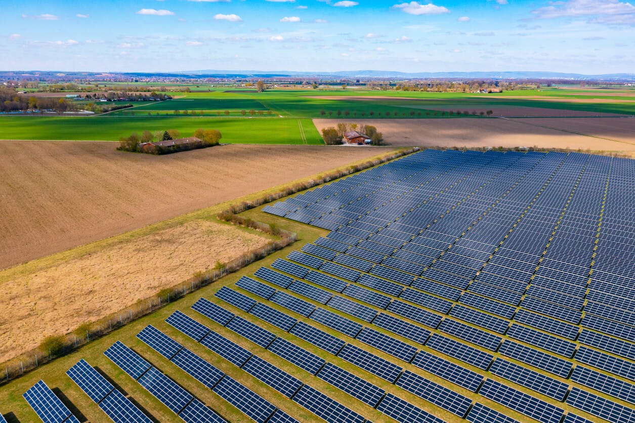 Campo de energia fotovoltaica de mercado livre