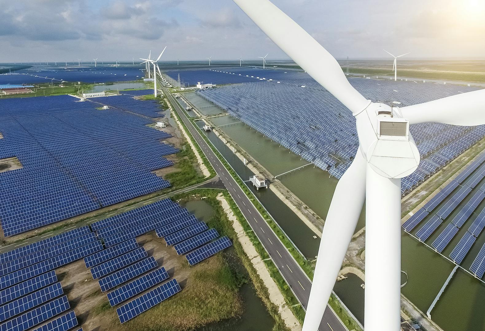 usina solar e usina eólica