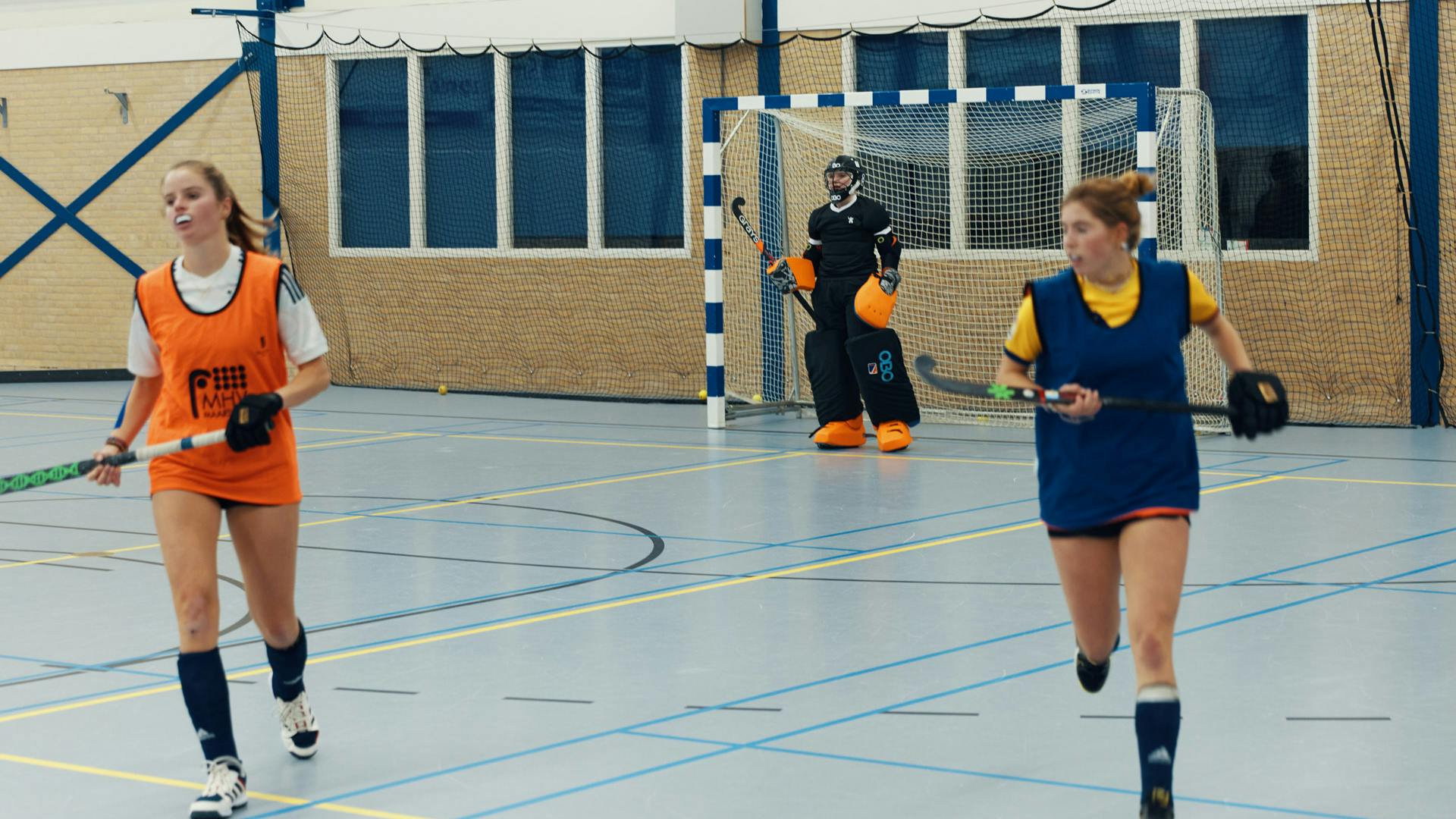 Feldhockey gibt den beiden psychischen wie emotionalen Auftrieb.