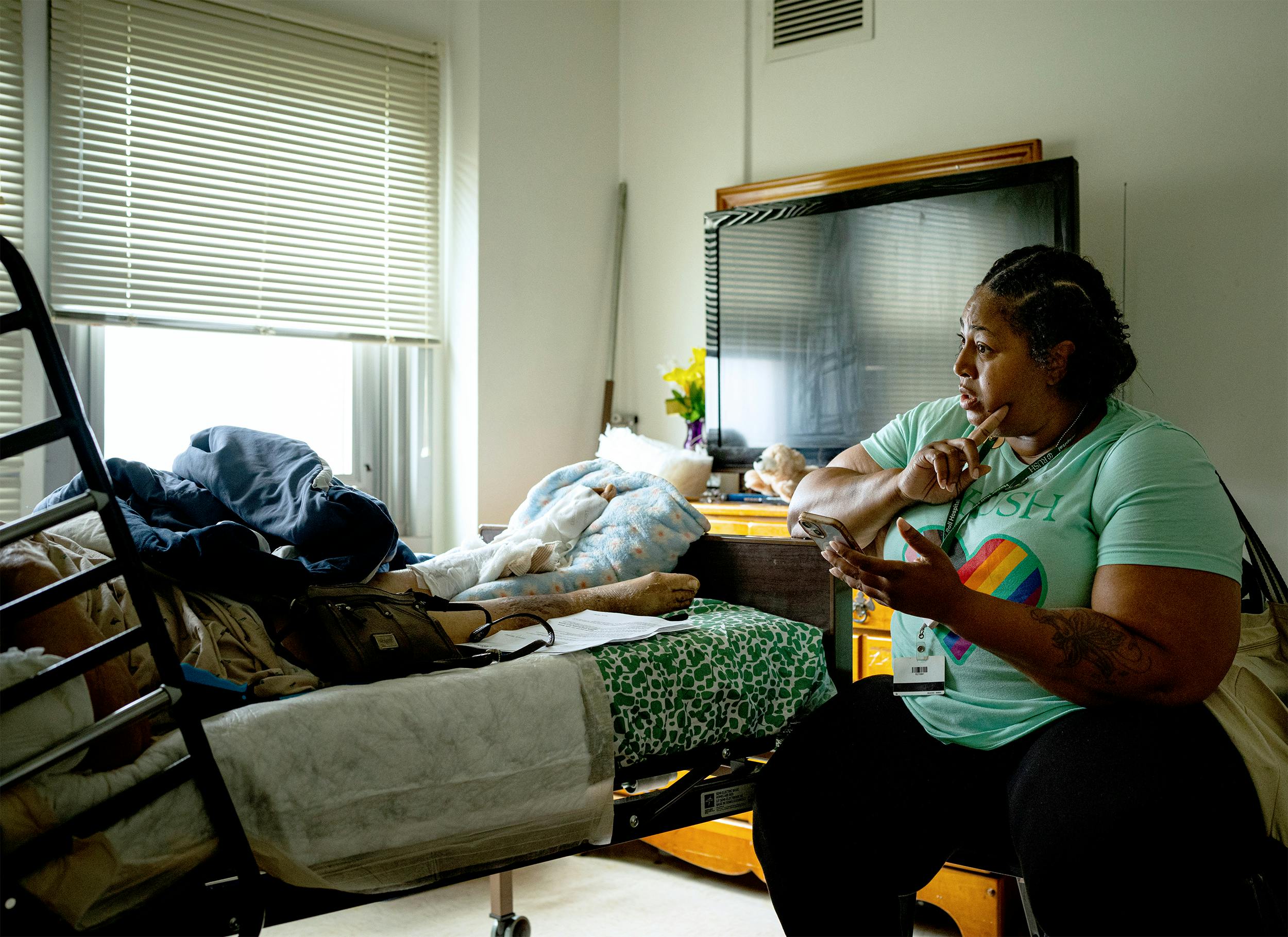 Quintonele Allen bei Ihrer Patientin Lula Jordan.