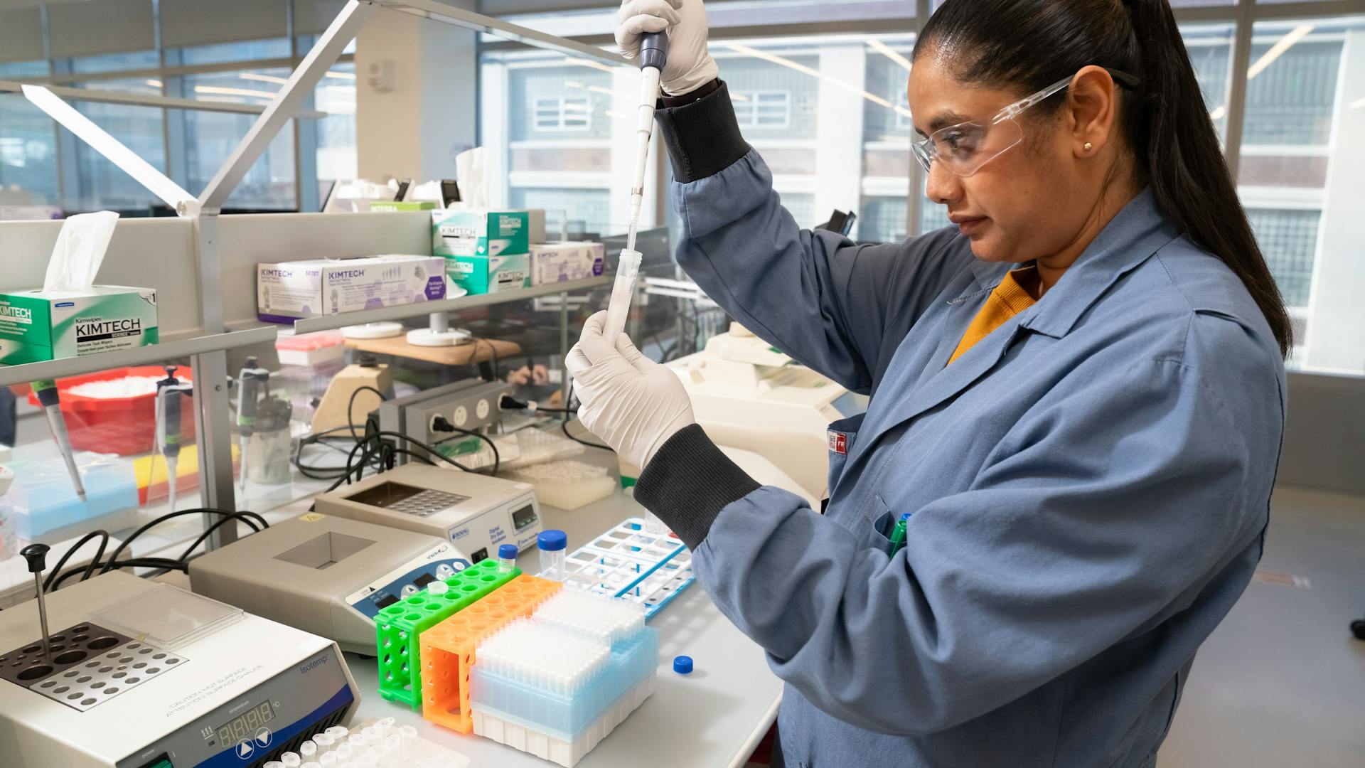 Swetha Siva in the lab.