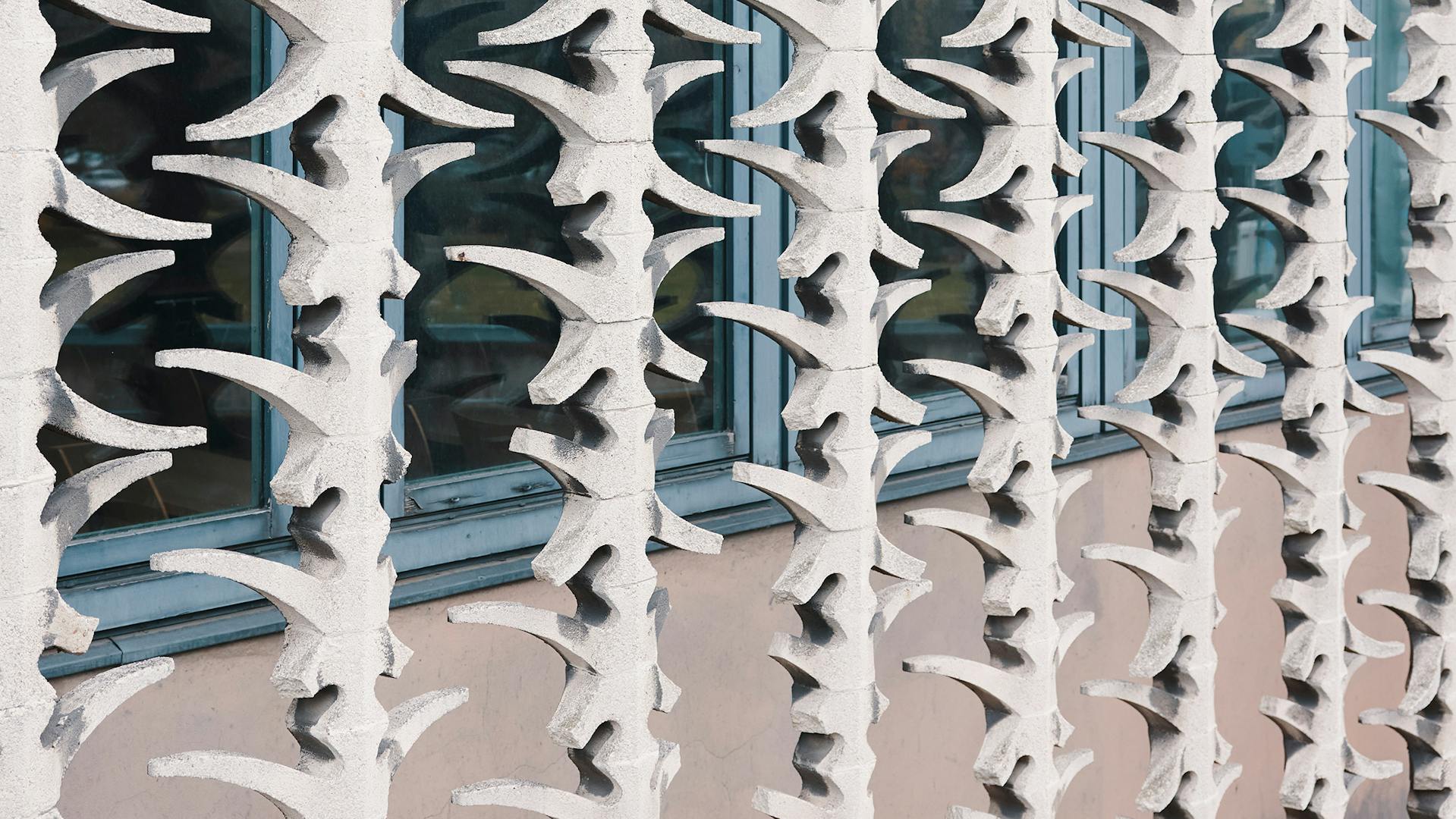 Detail view into part of the Berlin Charité buidling – Baroque spine-like structure that adorns the façade.