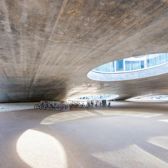 The Swiss Federal Institute of Technology in Lausanne was founded in 1969. In this short time, it has become one of the most innovative research centers in the world, having so far garnered one Nobel Prize in chemistry. Its state-of-the-art campus clearly shows that the institute’s focus is on the future.