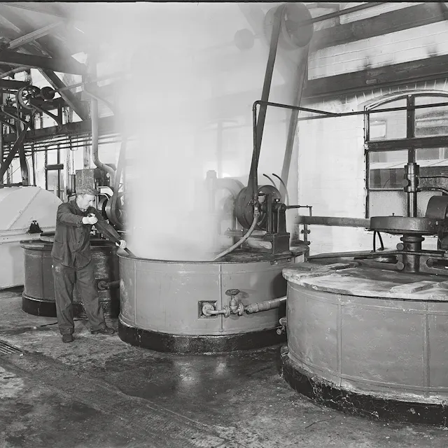 Ciba Klybeck factory for the production of dyestuffs.