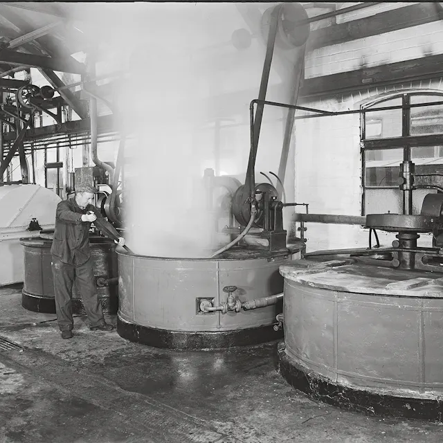 Ciba Klybeck factory for the production of dyestuffs.