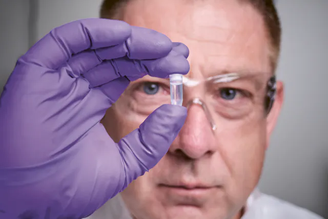 Pneumatic tube networks have been around since the 19th century and were commonplace at banks, hospitals and factories around the world. Ingo Muckenschnabel and his team have taken this tried-and-tested approach and integrated it into fully automated state-of-the-art analytics to help speed up drug discovery.