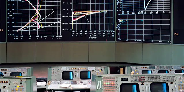 NASA control center with Eidophor projectors. (Source: NASA)
