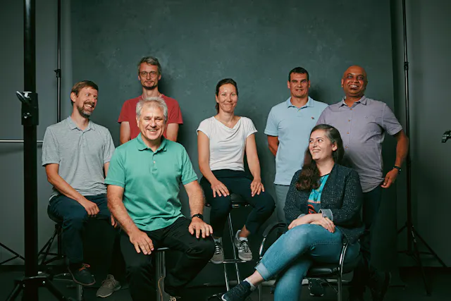 The Cryo-EM team (from left to right): Andreas Schenk, Christian Wiesmann, Lukas Kater, Celine Be, Simone Cavadini, Maryam Khoshouei, Honnappa Srinivas.