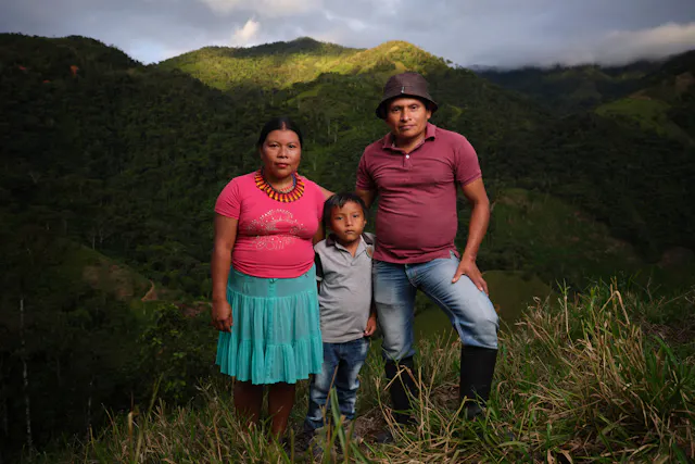 From her fellowship at Novartis and subsequent work in rural Colombia, Alexandra learnt that developing medicines for patients who need them most requires understanding the realities of their daily lives. “Most of the patients in my studies must walk hours to get to a clinic to receive treatment...they can’t afford to miss work or leave their children at home,” she says. Photo: Oscar Armando Wazorna with his wife Alba Rosa and son Junior stand on a hillside near their home in Santa Cecilia, Colombia. Junior recovered from CL, which left a permanent scar on his face. After his son’s illness, Oscar began volunteering with CIDEIM’s efforts to study, prevent, and treat CL in the region.