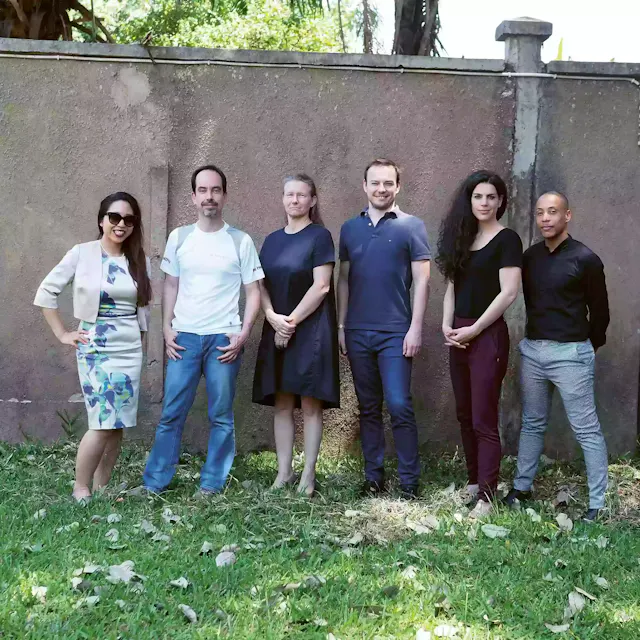 The team of volunteers: (from left to right): Christina Liu from Sandoz Biopharma; Marco Franzosi from the Novartis Foundation; Estelle Roth, from Corporate Volunteering; Martin Kizek, Financial Compliance Controls Manager, Nelly Riggenbach and Tshepo Kgomo, Senior HR Business Partner.