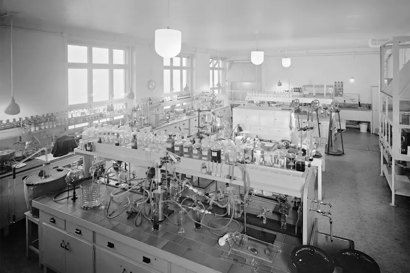 Historic photo of lab in Basel