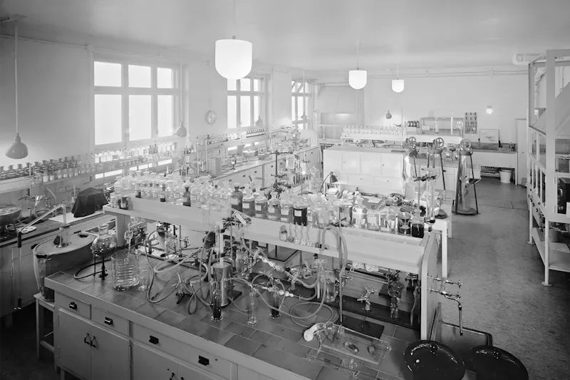 Historic photo of lab in Basel
