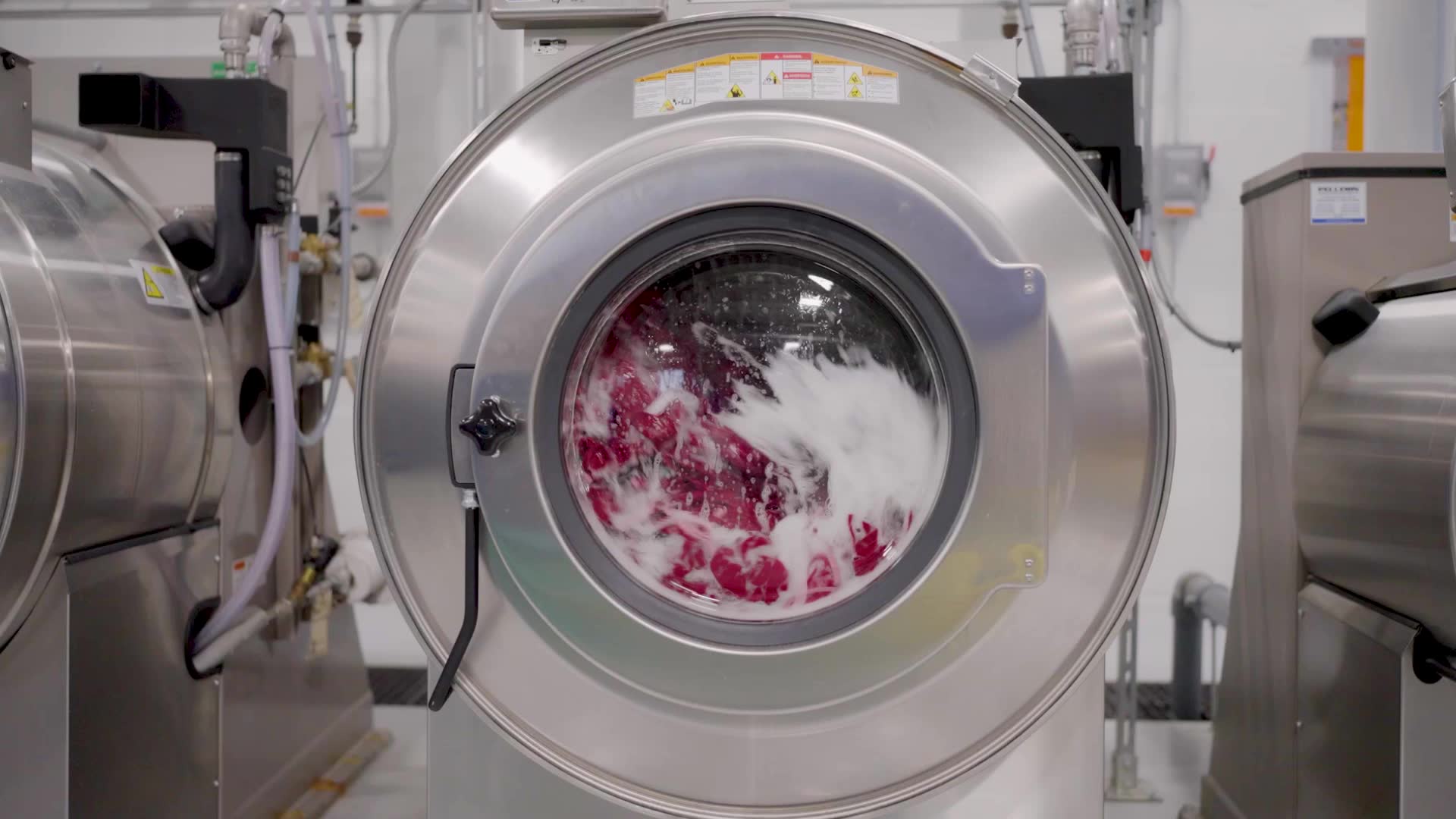 Washing maschine in Filmore Services in Westside Chicago.