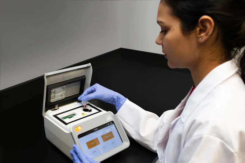 Diagnosing blood from patients potentially suffering from sickle cell disease or malaria