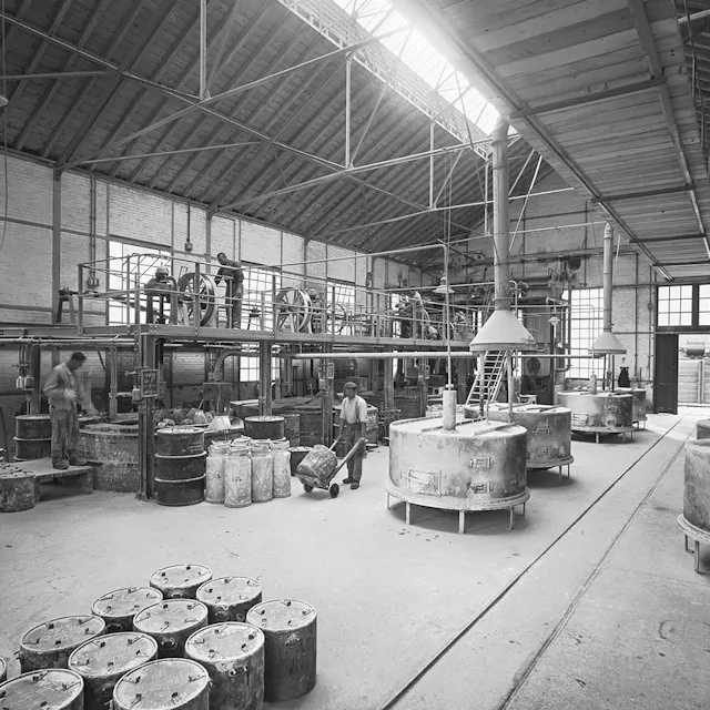 Ciba production hall for dyestuffs.