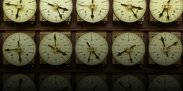 Das Foto zeigt ein Detail von Holleriths elektrischer Tabelliermaschine.