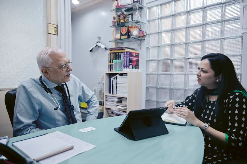 Rama Bhide and Dr. Ashok Mahashur of the Hinduia Clinic in Mumbai