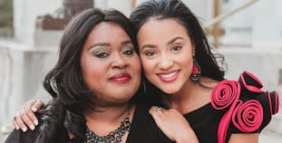 Tiara Pennington and her mother pose together outside. 