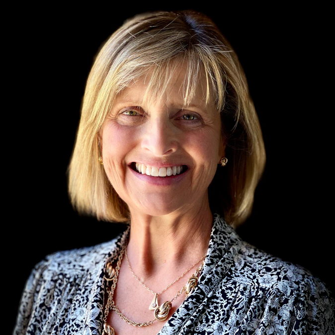 Christine Lindsay, PharmD