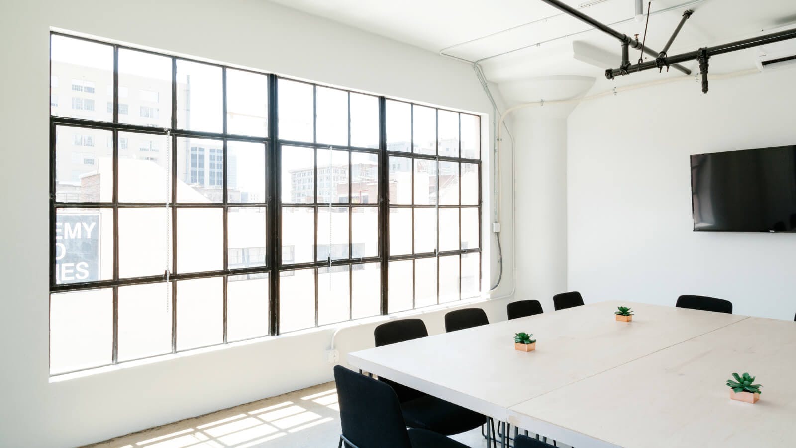 empty modern meeting room 