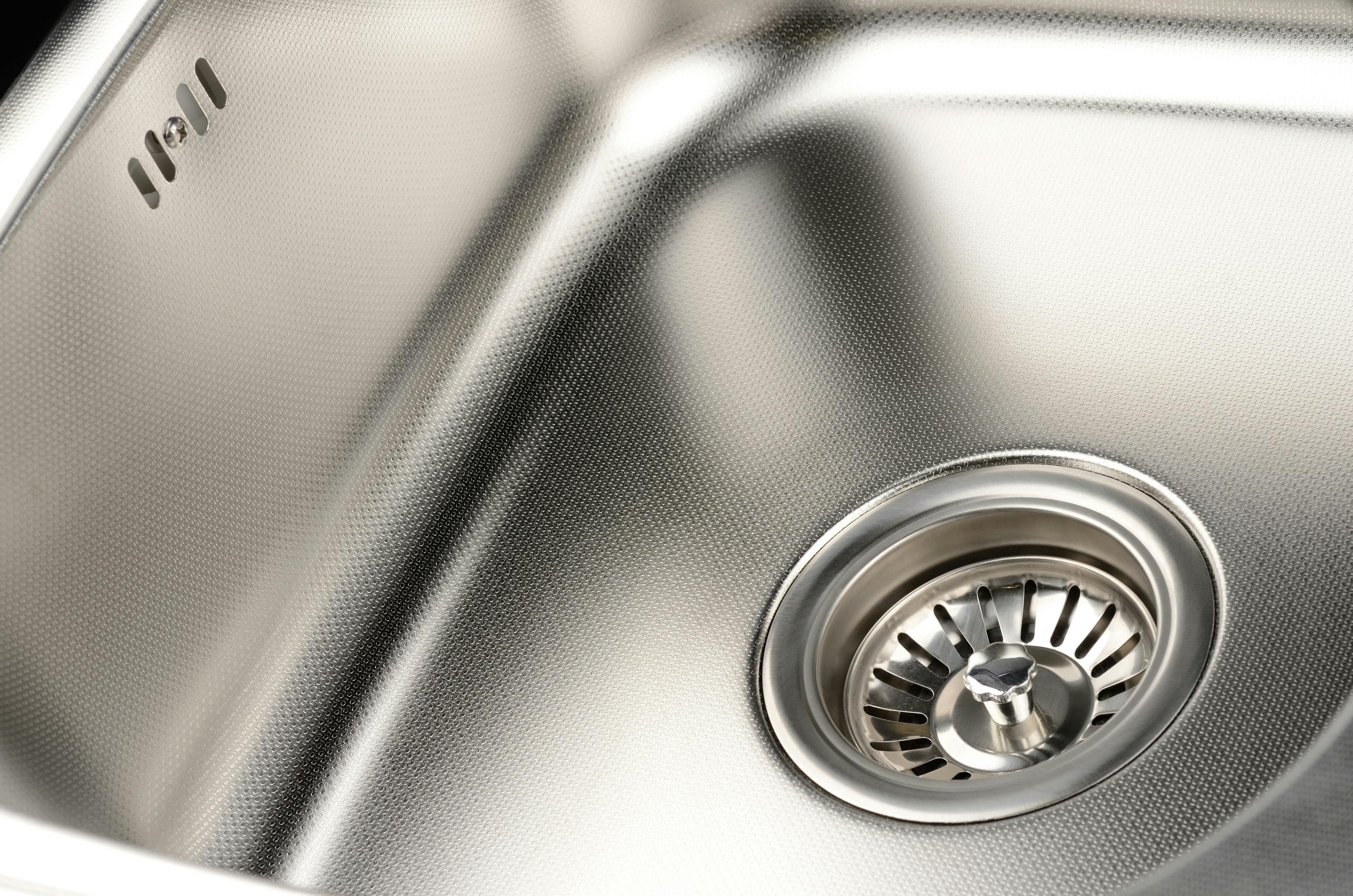 Stainless steel sinks