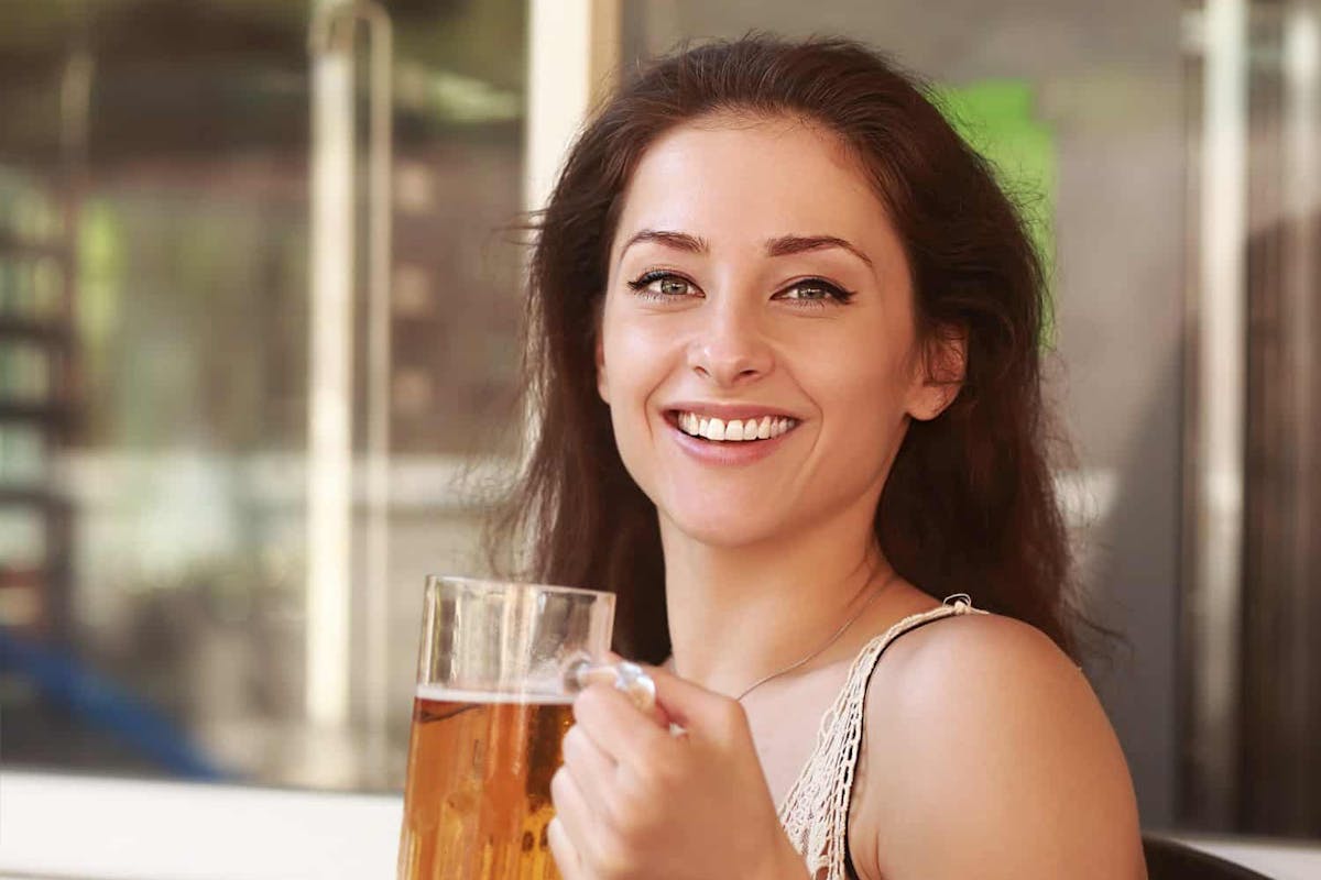 How to use beer in hair to get it shinier than ever | Nutrafol