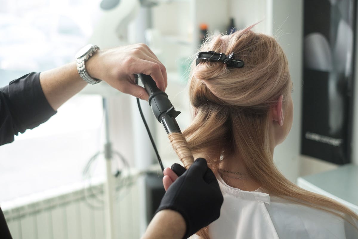 Styling Tool Dos and Don'ts For Thinning Hair | Nutrafol